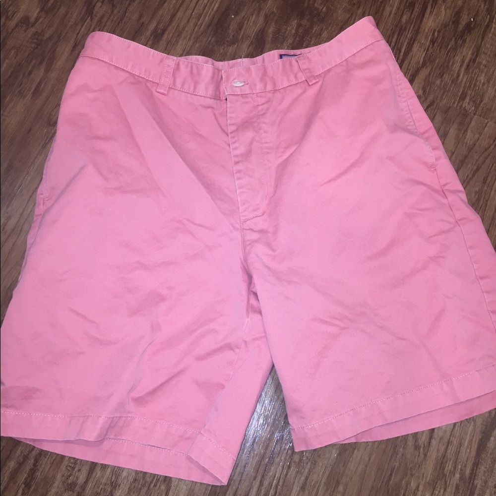 Vineyard Vines size 35 shorts